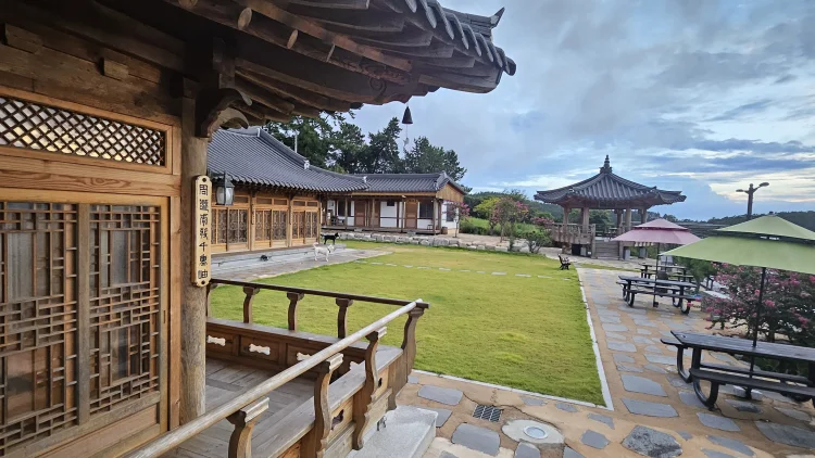 '창작의 산실' 땅끝 인송문학촌, 입주작가 64명 선정