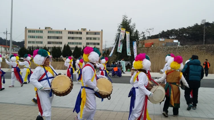 신안군 지도읍 이장협의회, 2026년 정월대보름 달집태우기 행사 개최